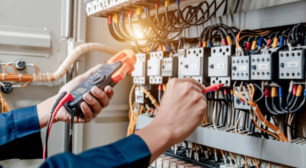 Best Affordable Emergency Electrician  in Keshena, WI